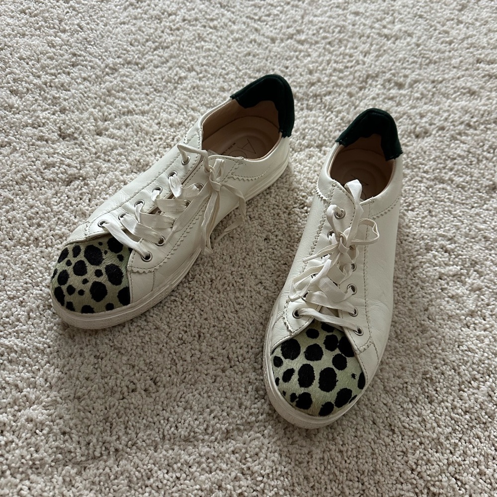 White Sneakers with Black Polka Dot Toe